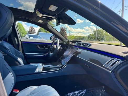 Certified 2025 Mercedes-Benz S 63 AMG S image 33