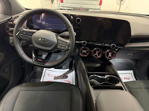 New 2026 Chevrolet Blazer EV RS image 19