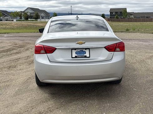 Used 2019 Chevrolet Impala LT FWD image 13