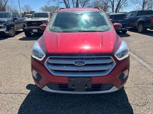 Used 2019 Ford Escape SEL AWD/4WD image 2