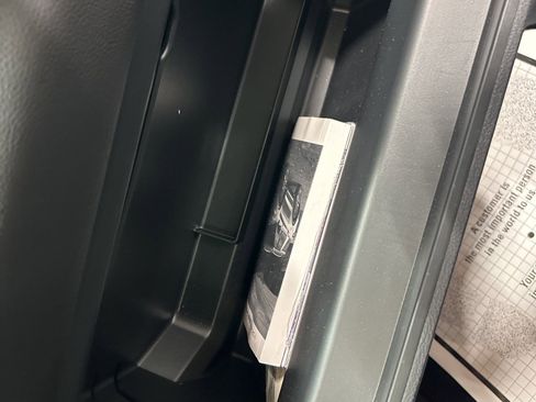 Used 2023 Ford Explorer ST-Line w/ Class IV Trailer Tow Package image 36