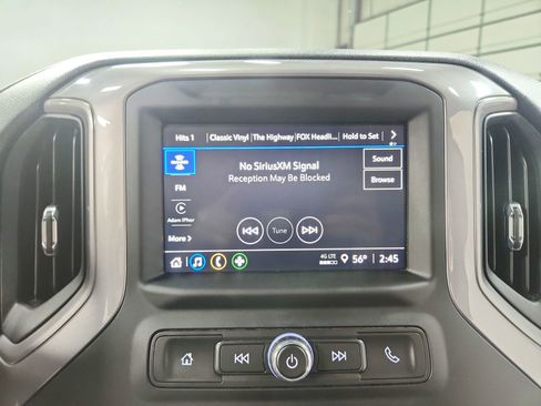 Used 2024 Chevrolet Silverado 1500 Custom image 25