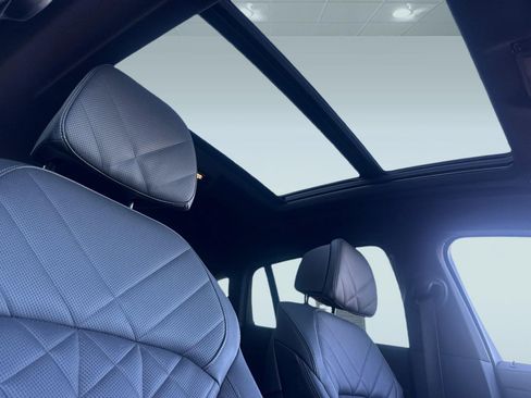 Used 2024 BMW X6 M60i image 14