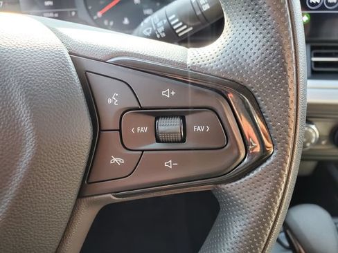 Certified 2024 Chevrolet Trax LS w/ LS Convenience Package FWD image 22