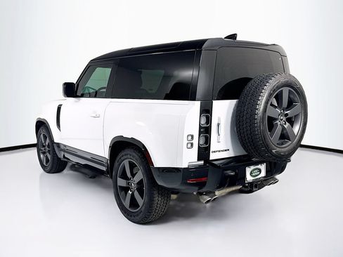 Certified 2023 Land Rover Defender 90 V8 AWD/4WD image 7