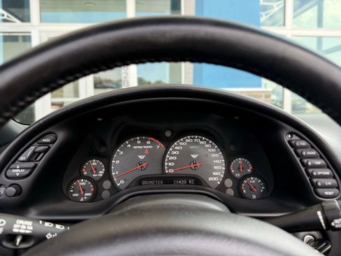 Used 1999 Chevrolet Corvette Convertible w/ Memory Pkg image 69