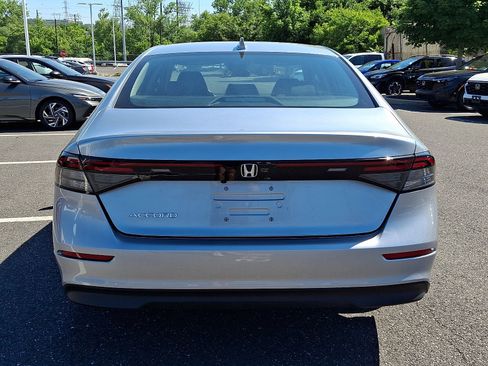 Used 2025 Honda Accord LX image 5
