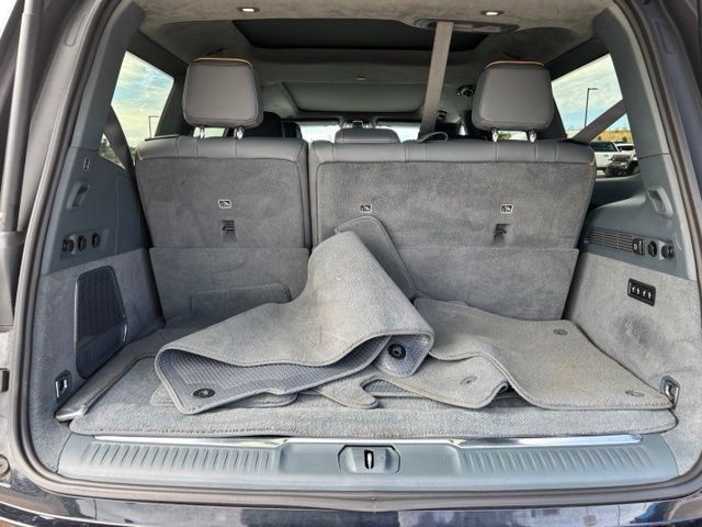 Certified 2022 Jeep Grand Wagoneer Series II AWD/4WD image 21