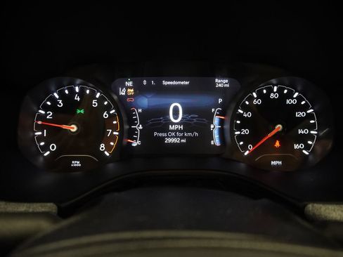 Used 2023 Jeep Compass Latitude w/ Sun and Sound Group AWD/4WD image 31