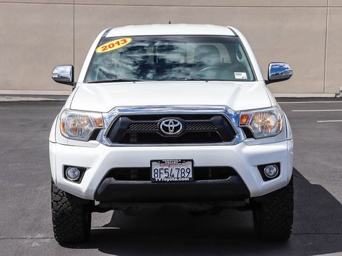 Used 2013 Toyota Tacoma 4x4 Double Cab w/ Limited Pkg image 2