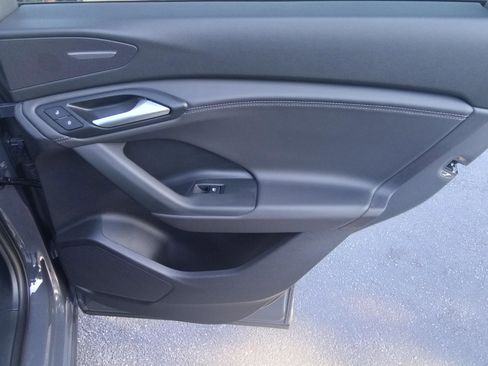 New 2025 Audi Q6 e-tron Premium Plus image 21