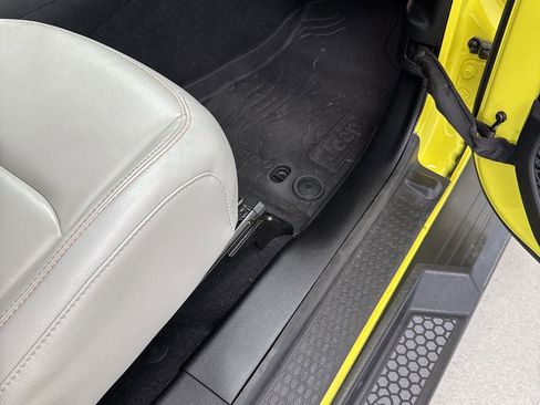 Used 2023 Jeep Gladiator Mojave w/ LED Lighting Group image 35