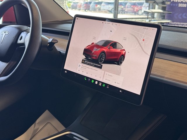 Used 2023 Tesla Model Y Long Range AWD/4WD image 12