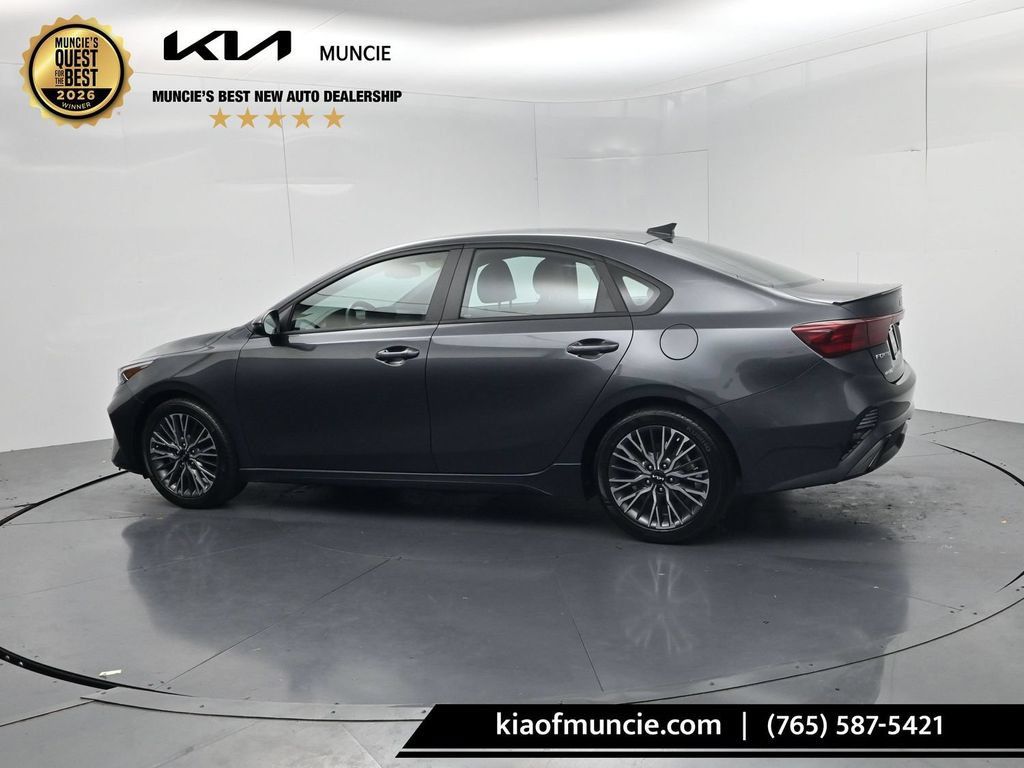 Certified 2023 Kia Forte GT-Line w/ GT-Line Premium Package FWD image 5