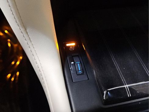 Used 2023 Lexus GX 460 Premium image 12