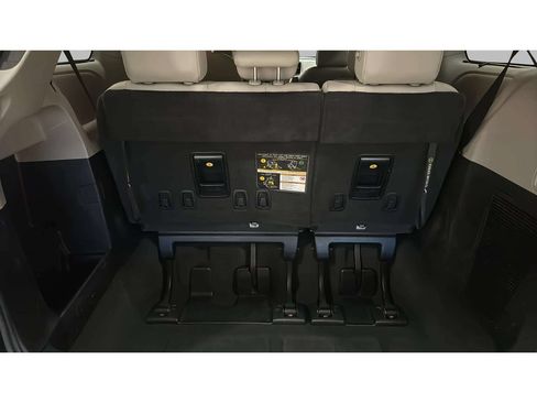 Used 2020 Toyota Sienna Limited Premium AWD/4WD image 7