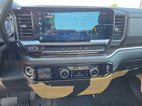 Used 2024 Chevrolet Silverado 2500 LT image 18