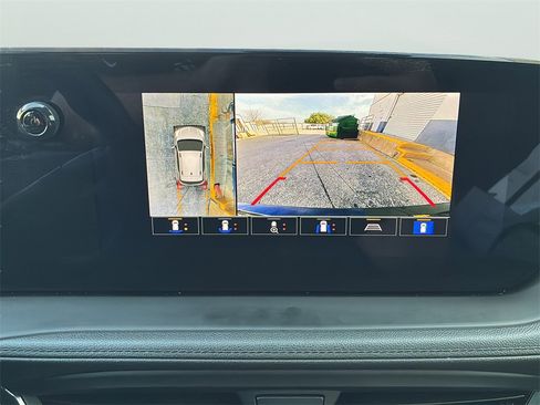 Used 2024 Buick Encore GX Sport Touring w/ Advanced Technology Package image 18