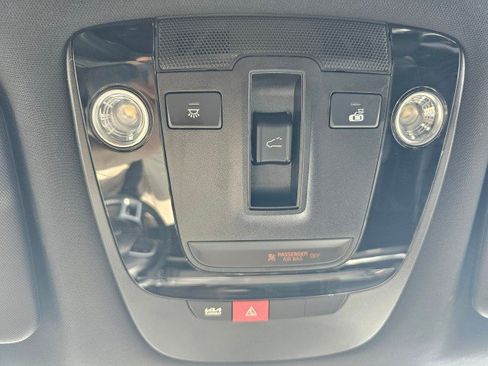 Used 2024 Kia Sportage X-Line w/ X-Line Premium Package AWD/4WD image 40