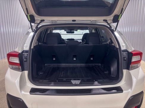 Used 2019 Subaru Crosstrek 2.0i Premium w/ Eyesight System image 8