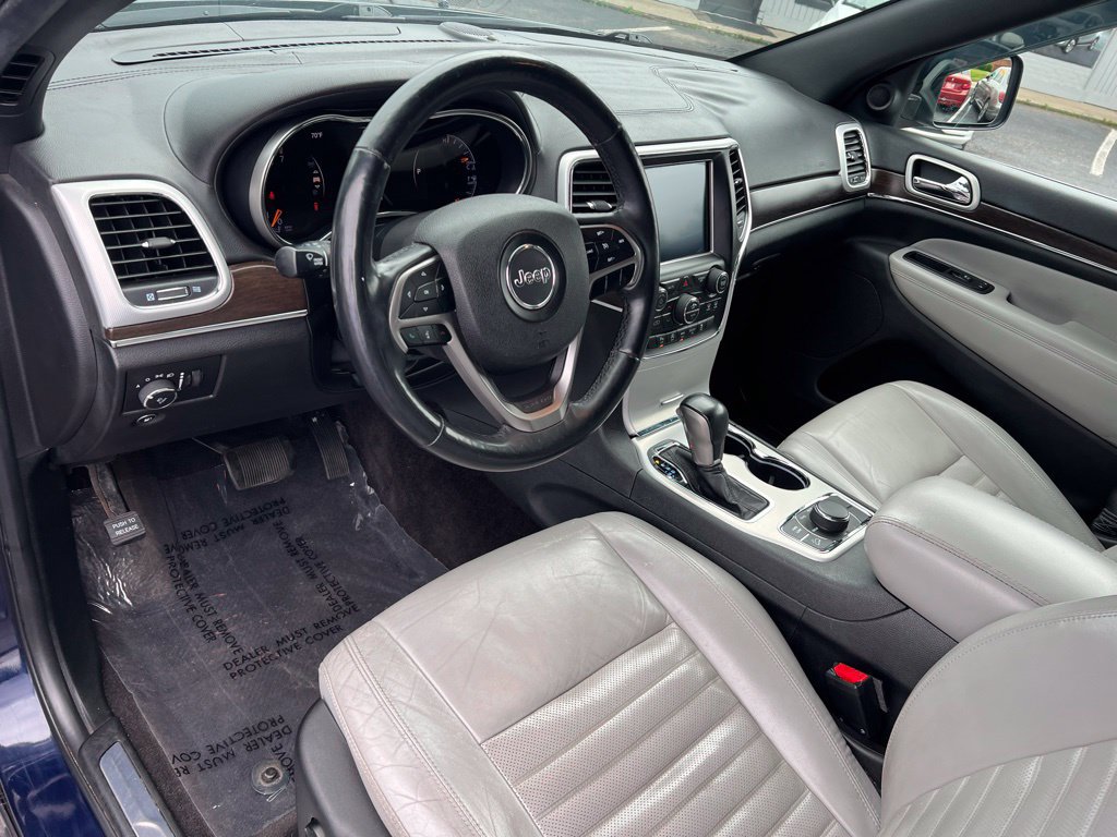 Used 2018 Jeep Grand Cherokee Limited AWD/4WD image 10