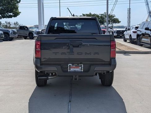 Used 2025 Toyota Tacoma SR5 AWD/4WD image 6