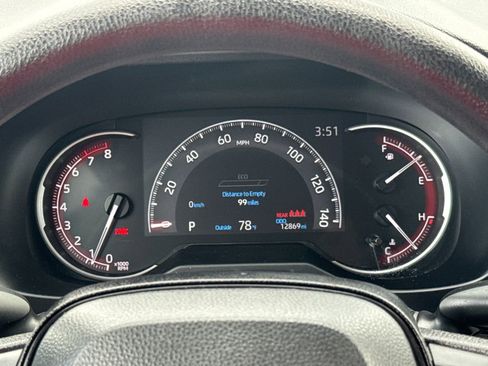 Used 2025 Toyota RAV4 LE AWD/4WD image 16