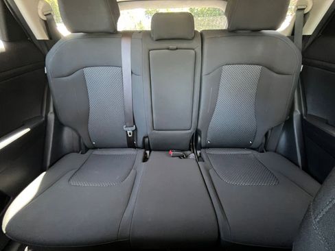 Used 2025 Kia Sportage LX FWD image 37