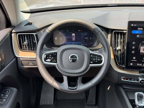 Used 2026 Volvo XC60 B5 Plus w/ Protection Package Premier AWD/4WD image 12