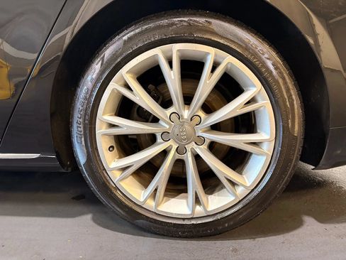 Used 2013 Audi A8 L 3.0T AWD/4WD image 31