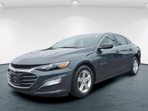 Used 2020 Chevrolet Malibu LS FWD image 3