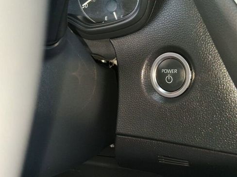 Used 2024 Toyota Corolla SE w/ SE Package image 33