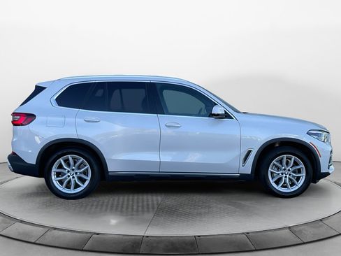 Used 2022 BMW X5 xDrive40i w/ Premium Package image 8