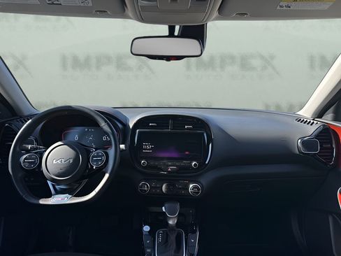 Used 2023 Kia Soul GT-Line w/ GT-Line Technology Package image 13