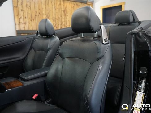 Used 2014 Lexus IS 250C RWD image 13