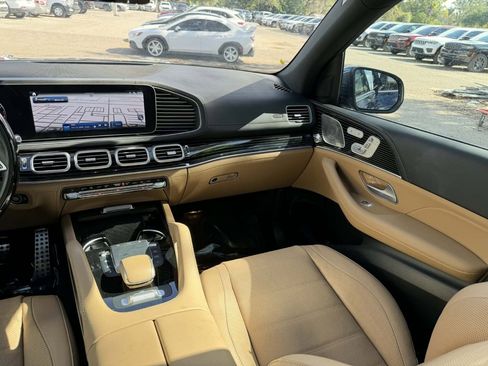 Used 2024 Mercedes-Benz GLS 580 GLS 580 image 37