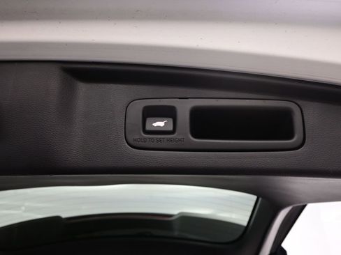 Used 2024 Honda CR-V EX-L image 36