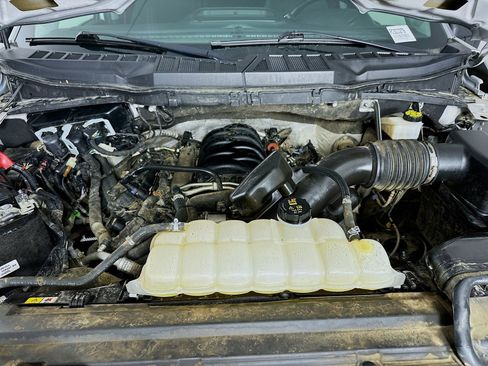 Used 2024 Ford F150 XLT w/ Tow/Haul Package image 29