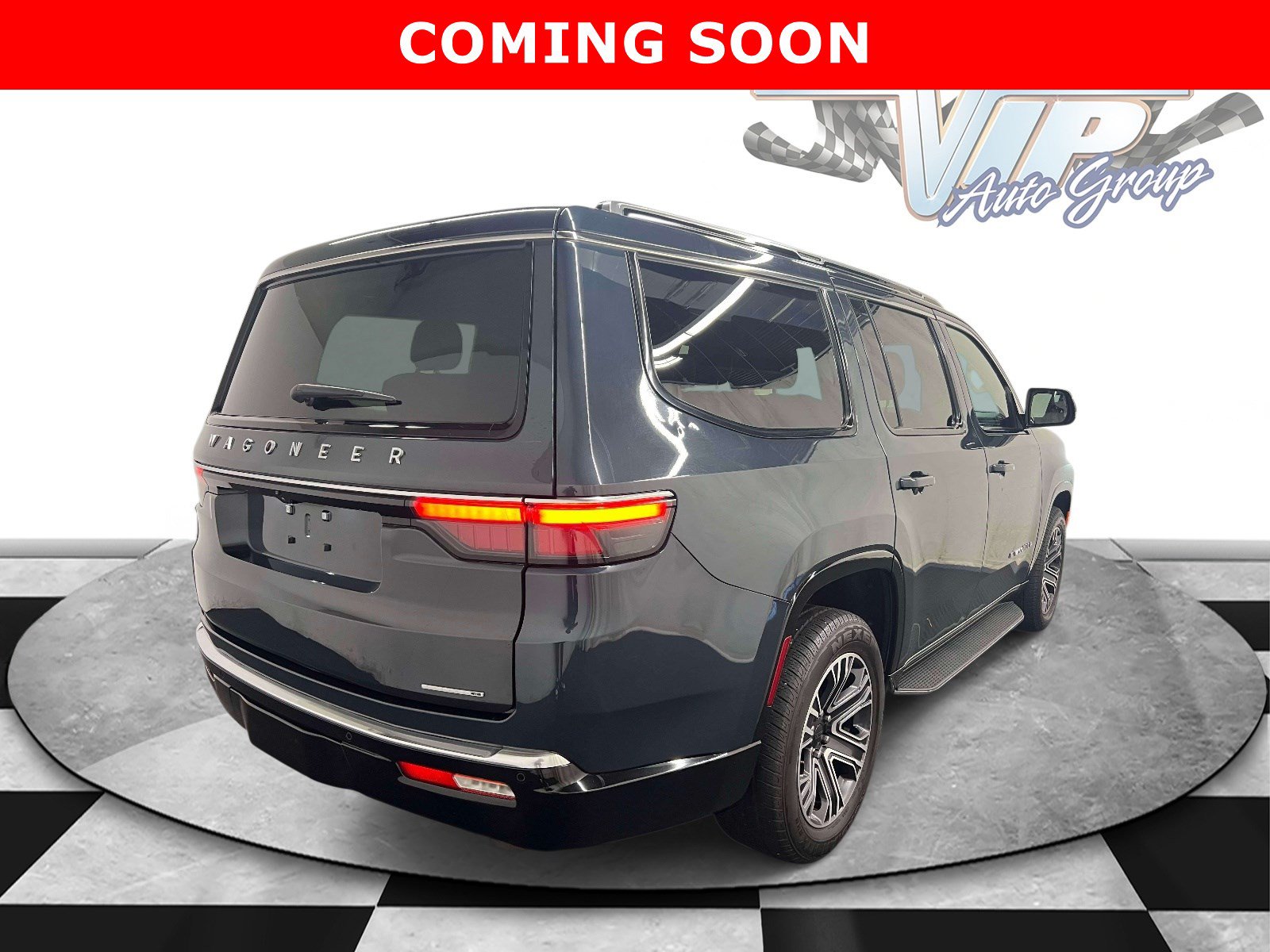 Certified 2024 Jeep Wagoneer Series II w/ Flexible Seating Group AWD/4WD image 9