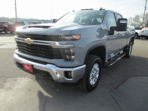 Certified 2024 Chevrolet Silverado 2500 LT w/ All Star Edition image 11