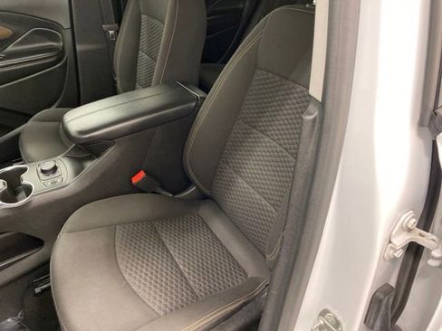 Used 2018 GMC Terrain SLE w/ Driver Convenience Package AWD/4WD image 16