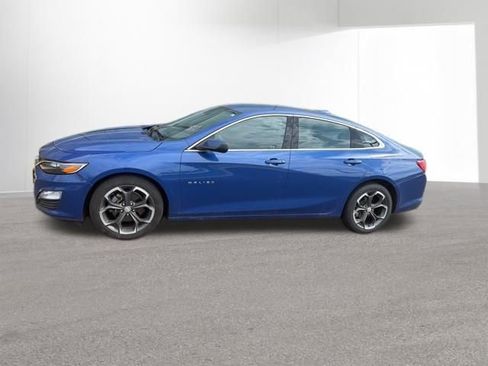 Used 2023 Chevrolet Malibu LT FWD image 2