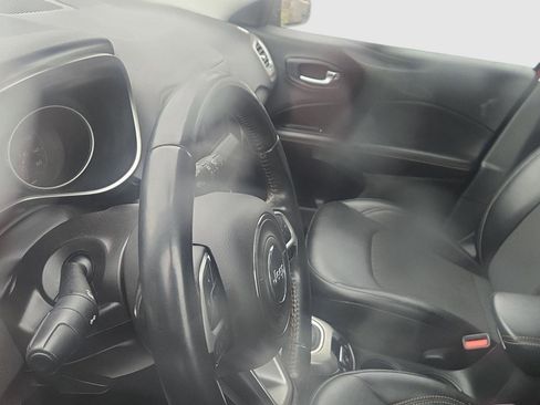 Used 2018 Jeep Compass Latitude w/ Popular Equipment Group image 13