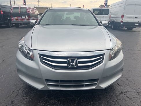 Used 2011 Honda Accord EX image 2