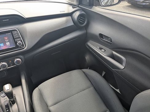 Used 2023 Nissan Kicks S FWD image 16