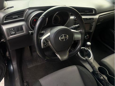 Used 2015 Scion tC FWD image 2