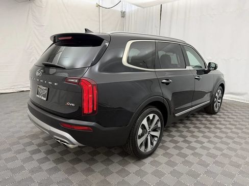 Used 2020 Kia Telluride S w/ S 8 Passenger Seating Package AWD/4WD image 5