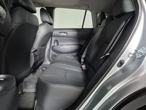 Certified 2025 Toyota Corolla Cross XLE FWD image 30
