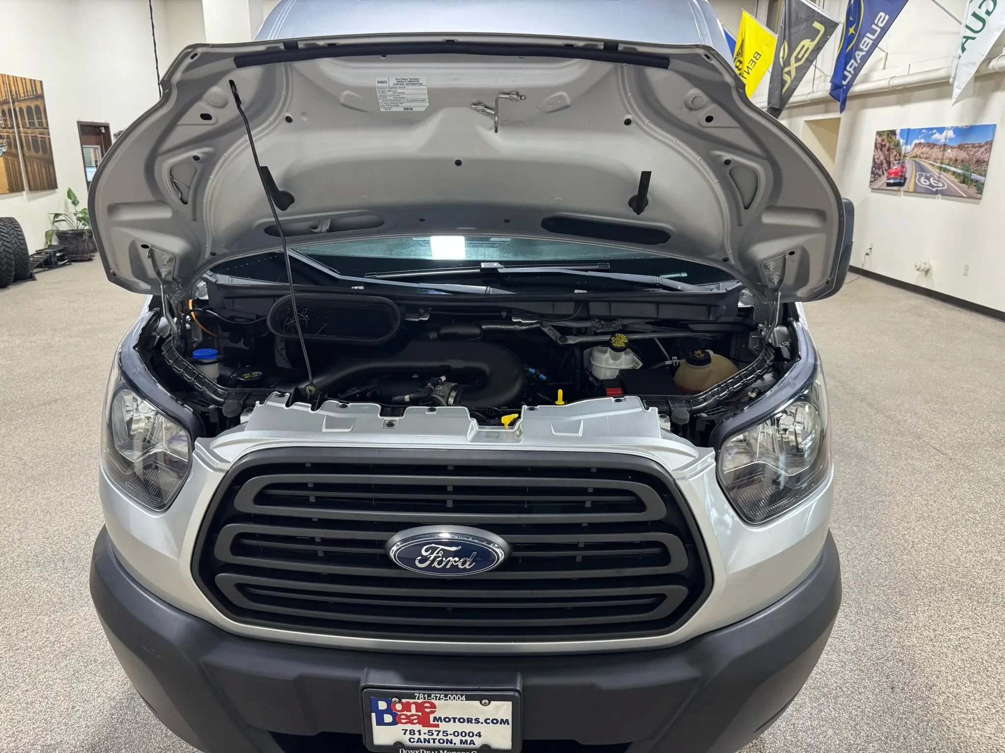 Used 2019 Ford Transit 250 148 Medium Roof RWD image 58