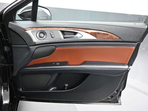 Used 2019 Lincoln MKZ Reserve image 38